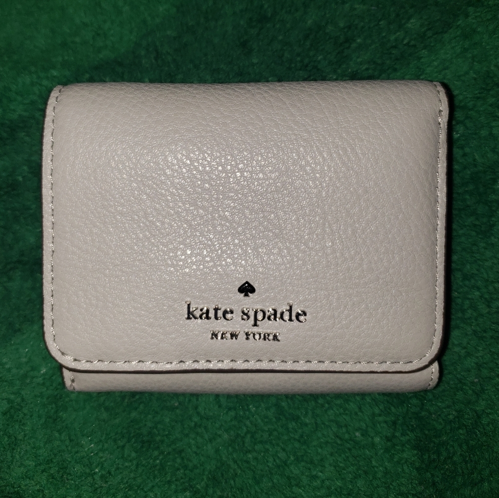 ❤Kate Spade Trifold Wallet
